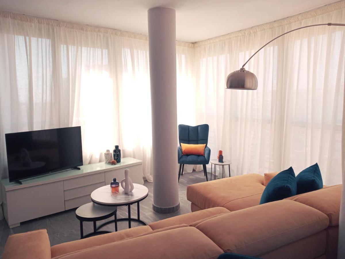 Skyline Suites Costa Del Sol 토레몰리노스 외부 사진