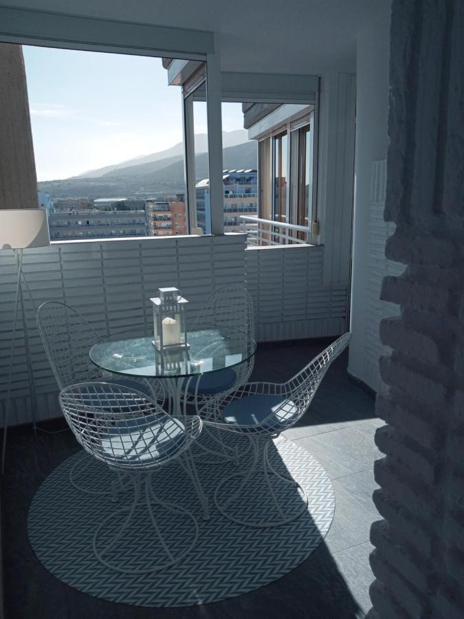 Skyline Suites Costa Del Sol 토레몰리노스 외부 사진